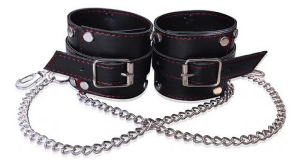 Esposas Bazaletes Anchas de Cuero con Cadena Larga y Mosquetones